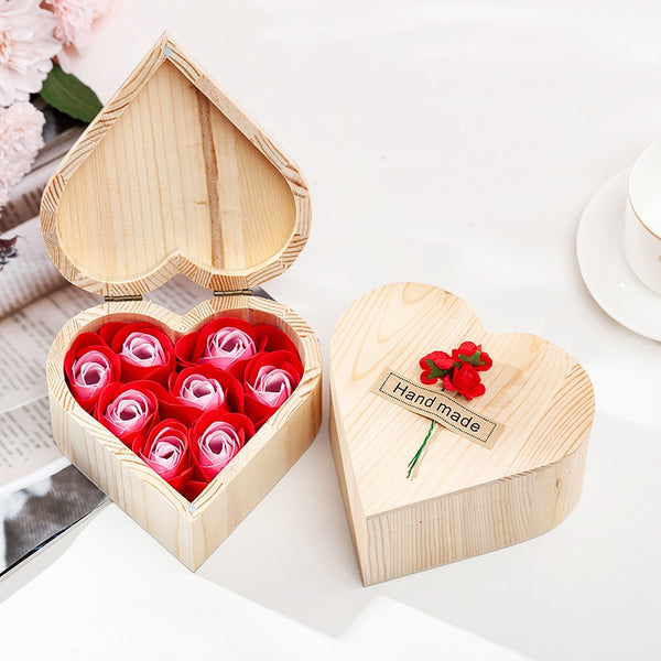 2020 Mother's Day Gift Valentine's Day Creative Heart-shaped Wooden Box Rose Soap Flower Bear Gift Bags