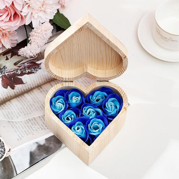 2020 Mother's Day Gift Valentine's Day Creative Heart-shaped Wooden Box Rose Soap Flower Bear Gift Bags