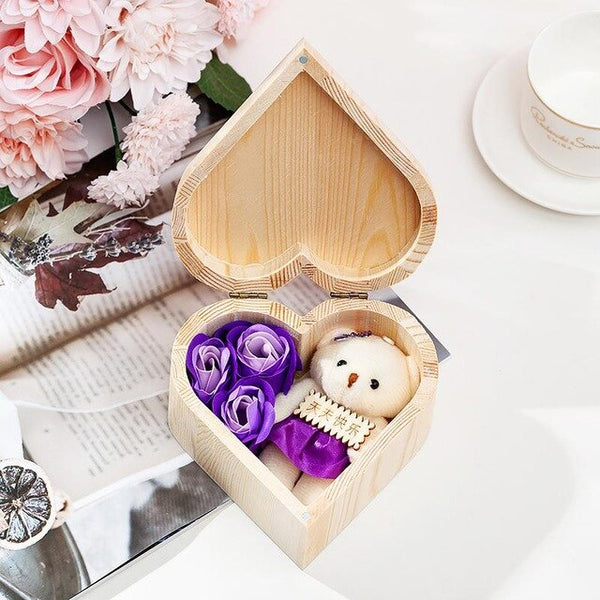 2020 Mother's Day Gift Valentine's Day Creative Heart-shaped Wooden Box Rose Soap Flower Bear Gift Bags